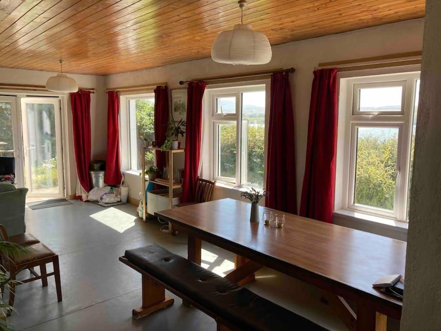 Cosy Stay On The Wild Atlantic Way Malin Екстер'єр фото